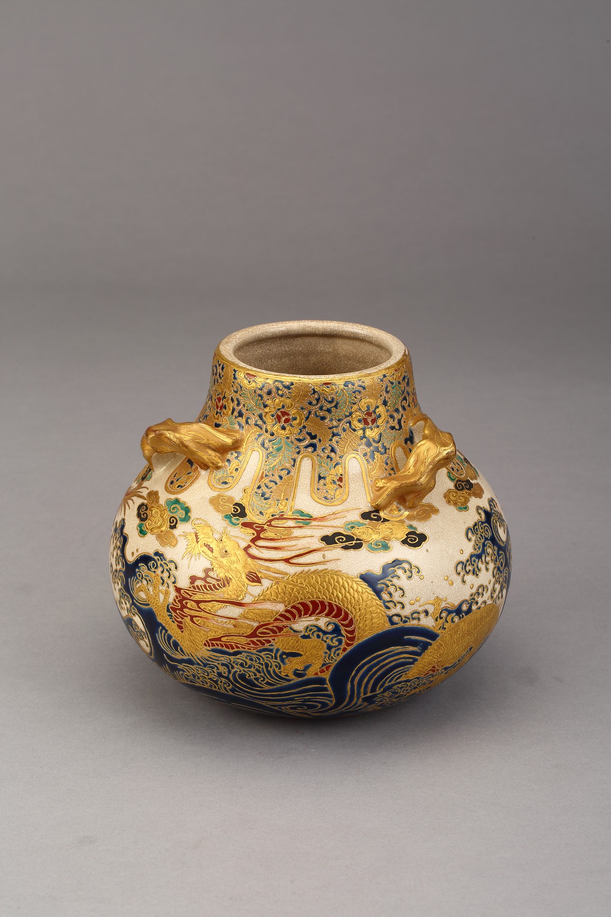 2886 香蘭社　鶴絵　青海波　花瓶　金彩 2886 香蘭社 鶴絵 青海波 花瓶 金彩 【公式通販】